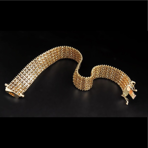 Imperial Gold bracelet - Picture 1 of 3